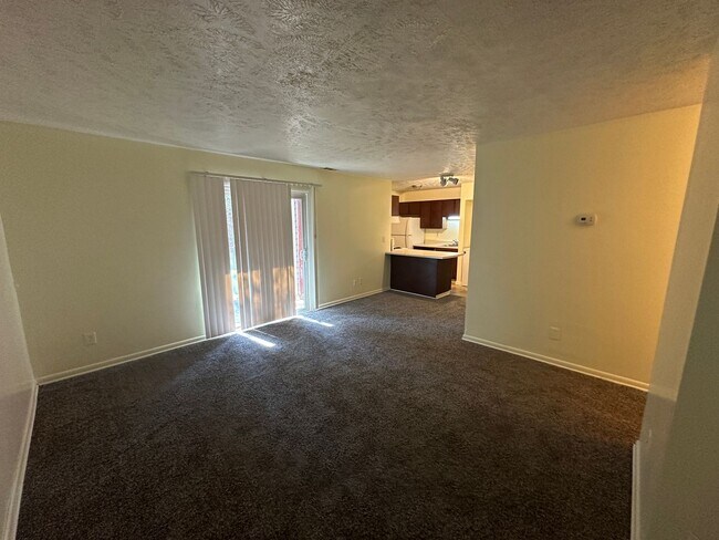 Foto del edificio - 6376 Applecross Ave