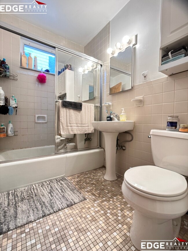 Photo - 66 Brooks St Apartment