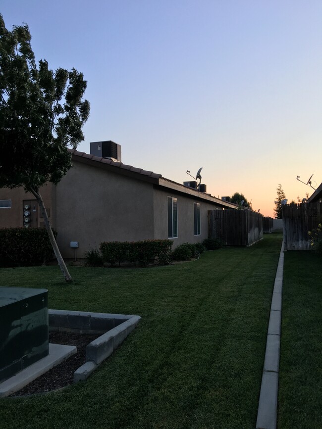 Foto del edificio - 3423 Rustic Meadow Ct
