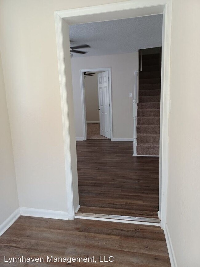 Foto del edificio - 4 br, 2 bath House - 3404 Scott St