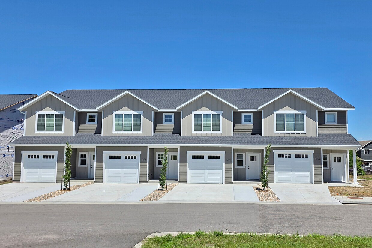 Foto principal - Cloverfield Townhomes