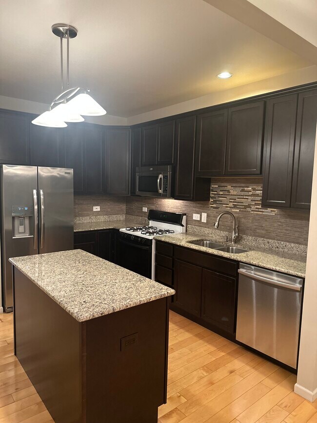 Foto del edificio - 1534 Keystone Ct