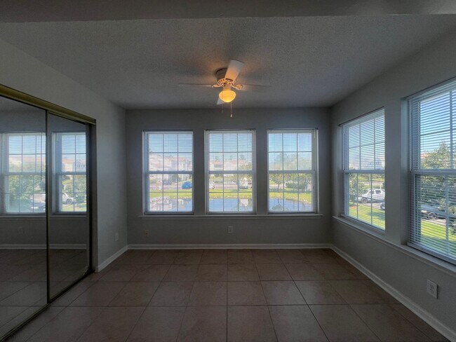 Foto del edificio - 2265 Huntingdon Dr