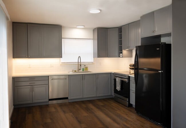 Kitchen - 1450 F St