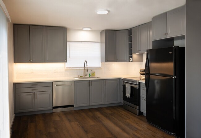 Kitchen - 1450 F St