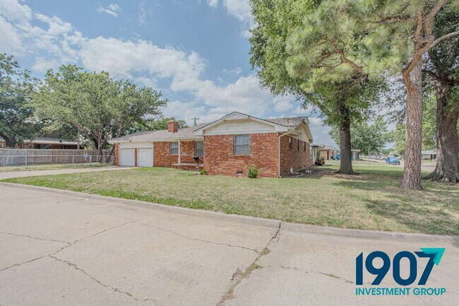 Building Photo - Spacious 2-Bedroom Home with Hardwood Flooring and Brick Fireplace in OKC!