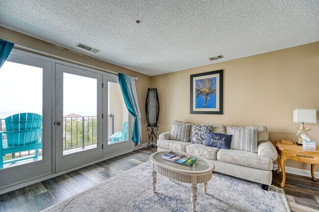 Building Photo - FULLY FURNISHED OFF-SEASON RENTAL AT THE VILLA CAPRIANA