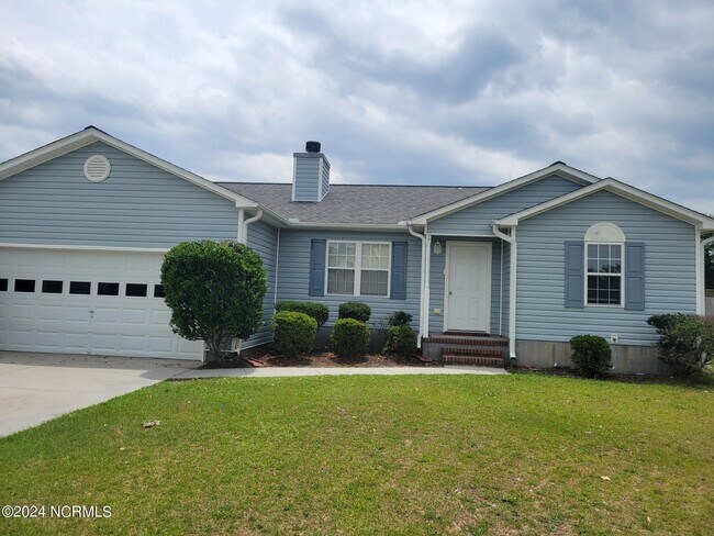 Building Photo - 127 Linden Rd