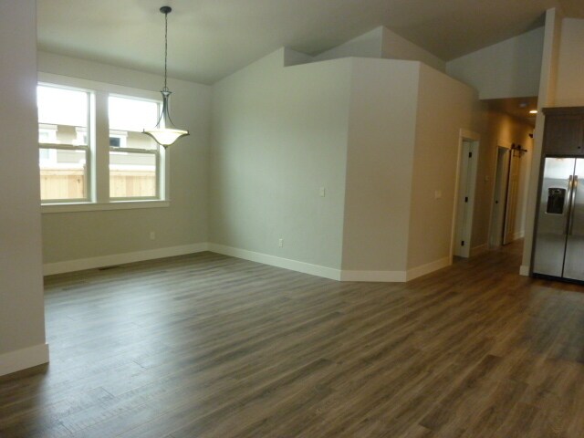 Foto del edificio - Single level home SW Bend