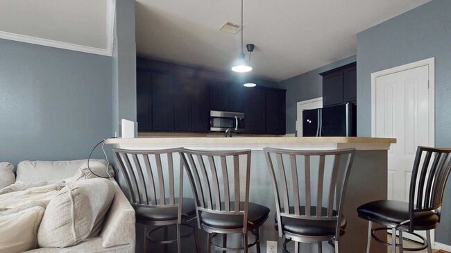 Building Photo - 8030 Singing Sonnet Ln