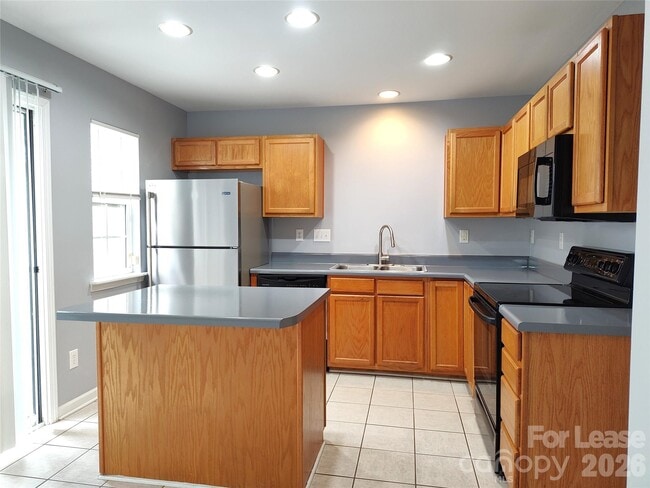 Foto del edificio - 14934 Deshler Ct