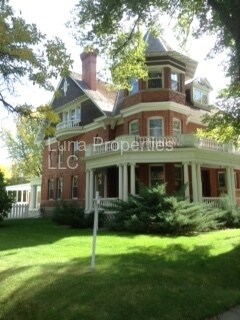 Primary Photo - 502 S Grand Ave