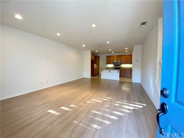 Building Photo - 3541 La Fiesta Dr