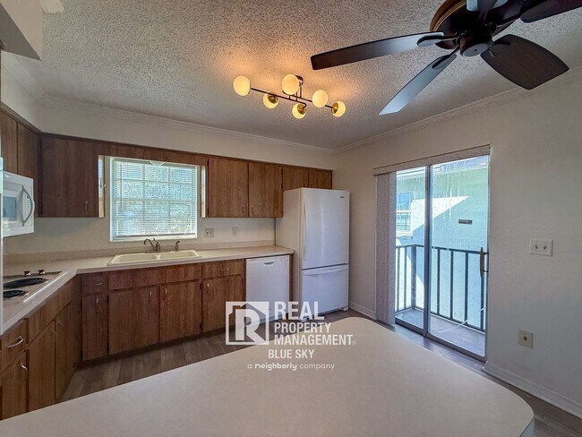 Building Photo - 6704 Hickorywood Ln