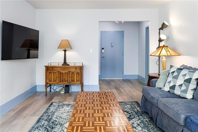 Foto del edificio - 215 Piedmont Ave NE
