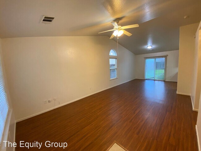 Foto del edificio - 4 br, 2 bath House - 241 White St