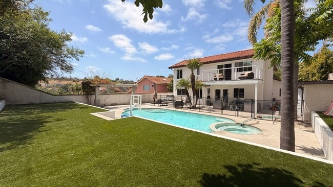 Building Photo - Luxury 4 bd in Carlsbad with Pool with AC