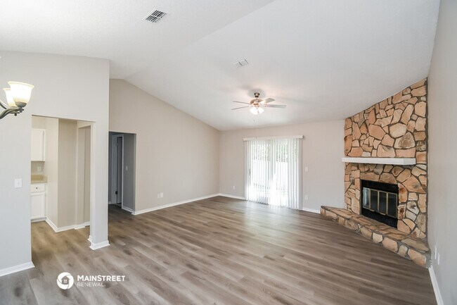 Building Photo - 7163 Eagles Perch Dr