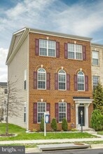 Building Photo - 16006 Greymill Manor Dr