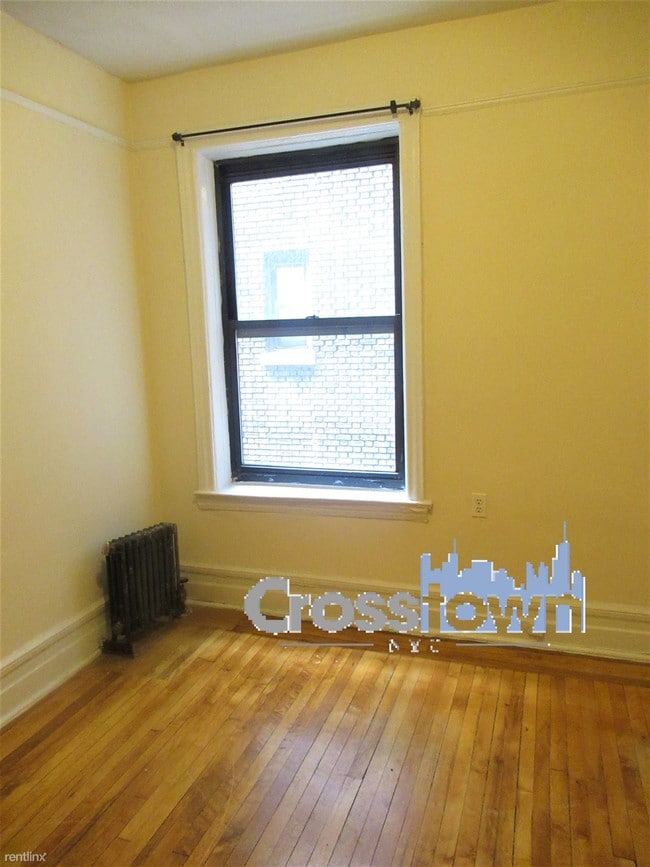 Building Photo - 2 br, 1 bath Apartment - 150 Claremont Ave