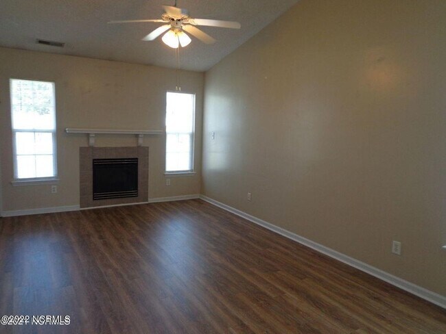 Foto del edificio - 1154 Pueble Drive, Jacksonville NC 28546