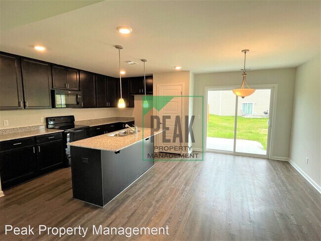 Foto del edificio - 3 br, 2 bath House - 106 Palmer St.