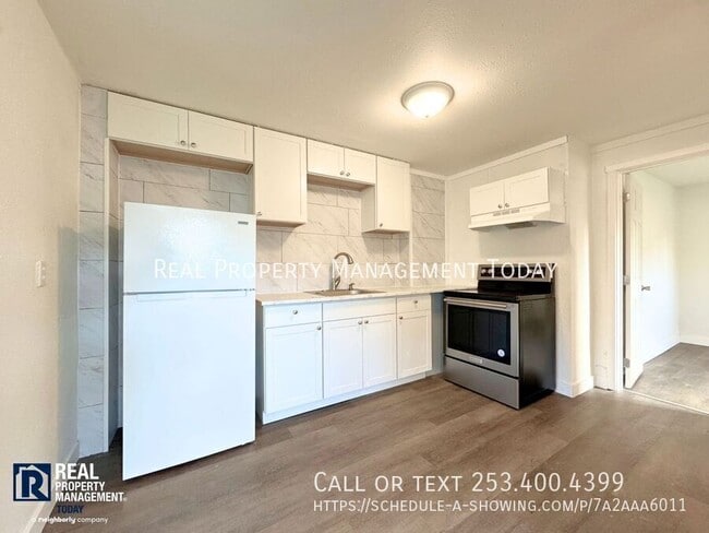 Building Photo - 206 128th St S