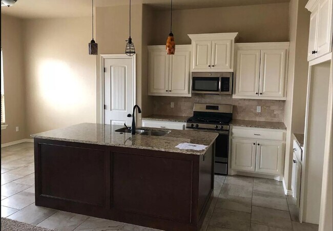 Building Photo - Beautiful Home in Stone Meadows Estates