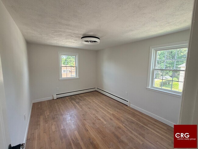 Building Photo - 25 Crandall St