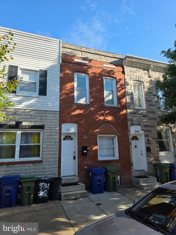 Foto del edificio - 3710 E Pratt St