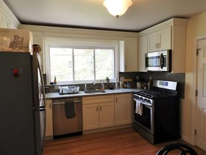 Primary Photo - 376 Prospect St