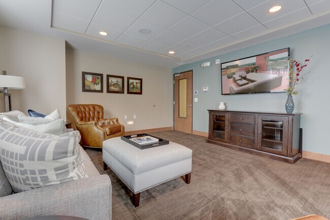Foto del edificio - The Legends at Silver Lake Village 55+ Apartments