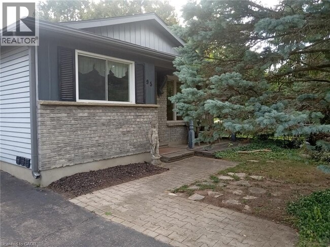 Photo du bâtiment - 95 Cedar Crest St