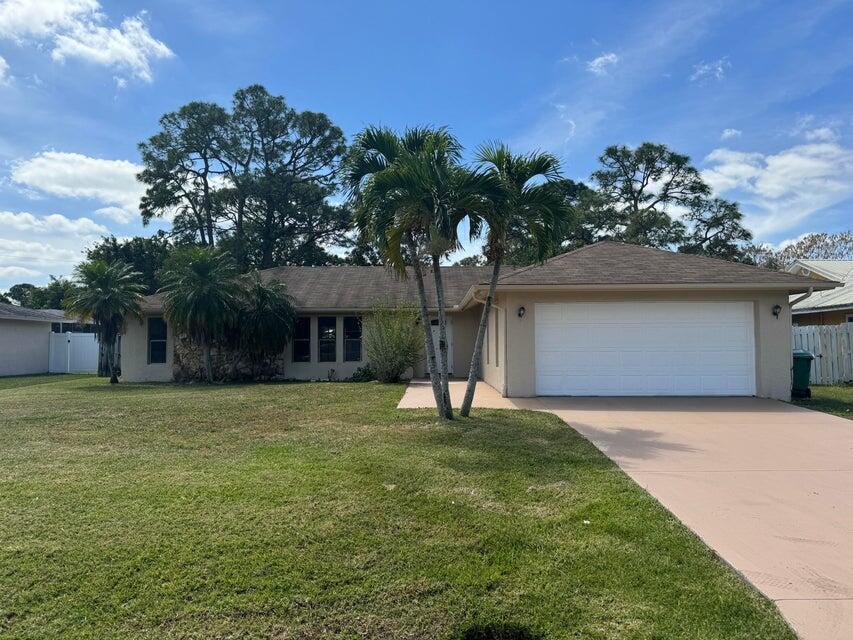 Primary Photo - 1026 SE Albatross Ave