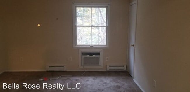 Building Photo - 2111 Orange Grove Rd