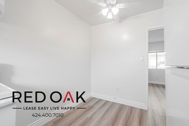 Foto del edificio - 7015 Newlin Ave