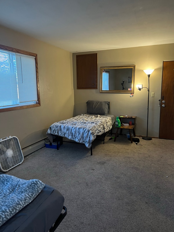 Building Photo - 1327 3rd Ave SW