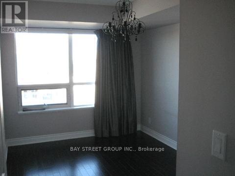 Photo du bâtiment - 55 S Town Centre Blvd