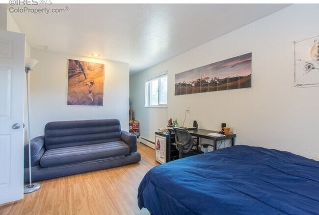 Foto del edificio - 4110 Gilpin Dr