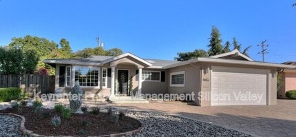 Building Photo - 1534 Constanso Way