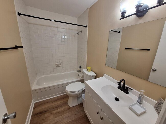 Foto del edificio - 2821 Tully Square