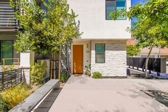 Building Photo - 5856 Cadence Ave