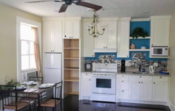 lots of cabinets and large pantry - 4311 Avenue Q 1/2