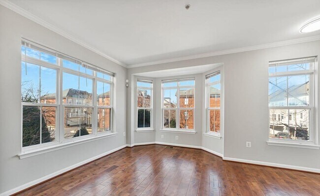 Foto del edificio - 5529 Lanier Ave