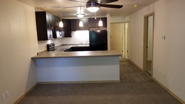 Foto del edificio - Oak Tree Apartments