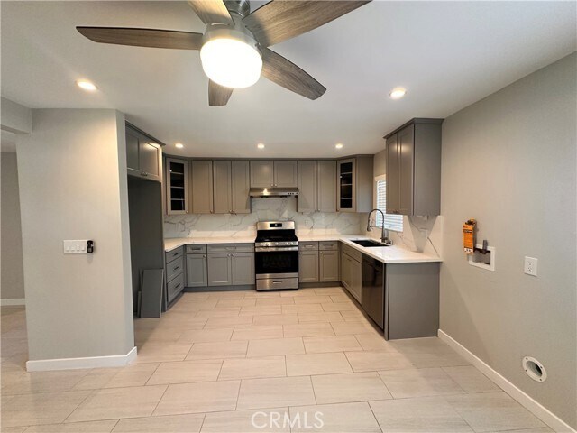 Foto del edificio - 11919 Hemlock St