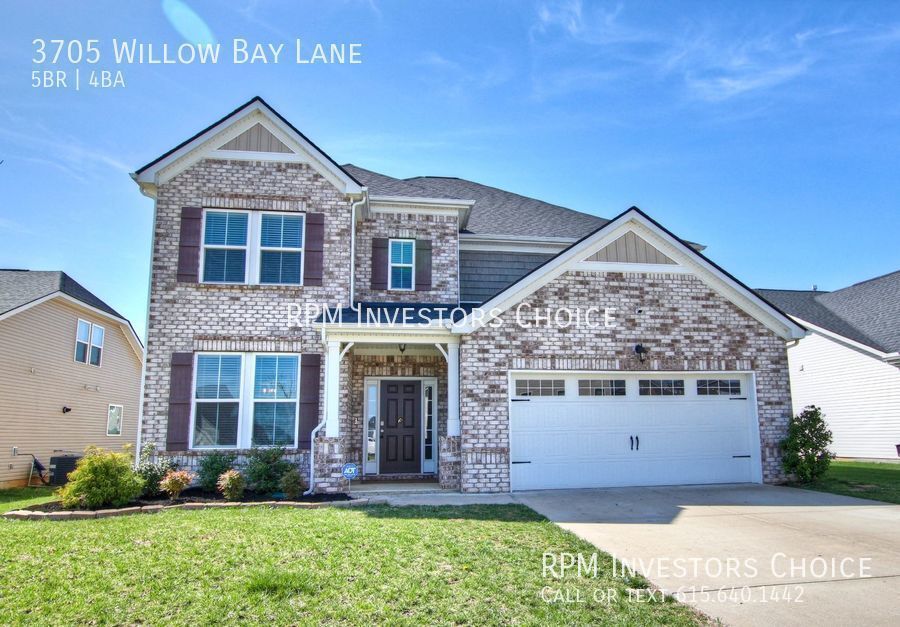 Primary Photo - 5 bedroom/3.5 bathroom Executive Home in M...
