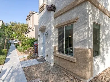 Building Photo - 8941 Glass Gallery Ct
