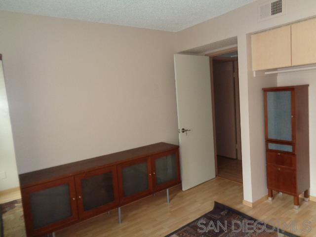 Foto del edificio - 6018 Rancho Mission Rd