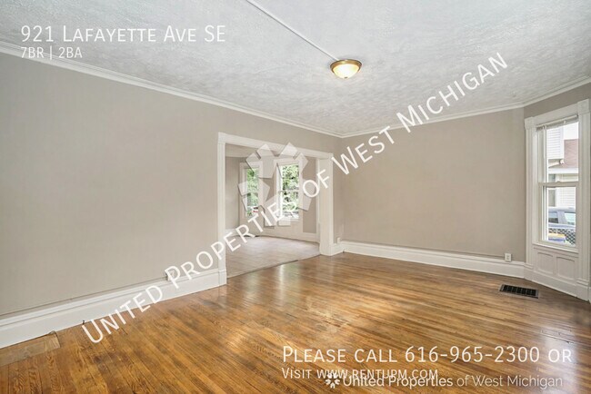 Building Photo - Available Now | Spacious 7 Bedroom, 2 Bath...